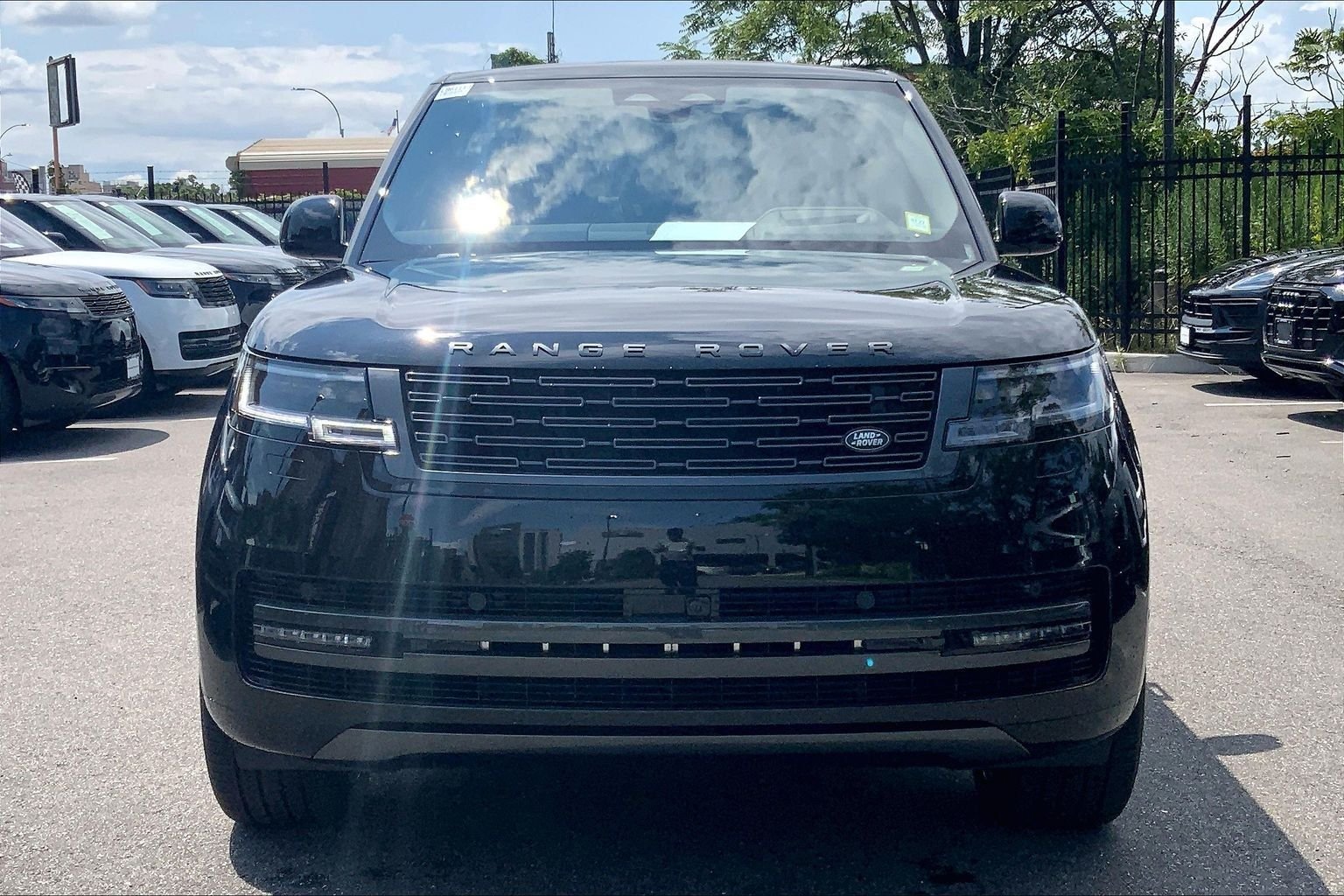 New 2026 Santorini Black Land Rover SE LWB 7-Seats / V8 image 3