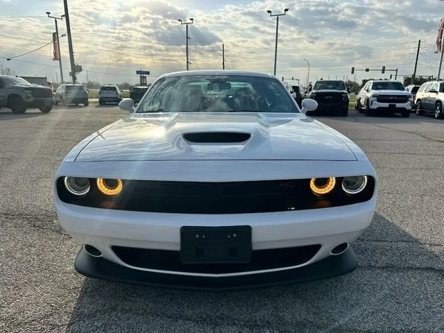 2023 Dodge Challenger R/T - Photo 9