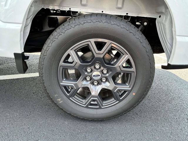 New 2026 Oxford White Ford STX image 5