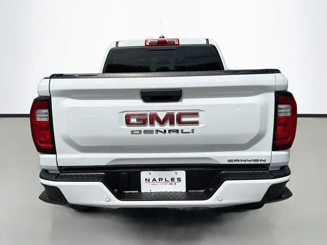 Used 2023 White GMC Denali image 5