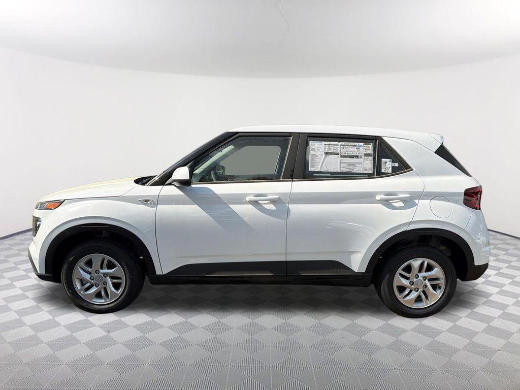 New 2026 White Hyundai SE image 8
