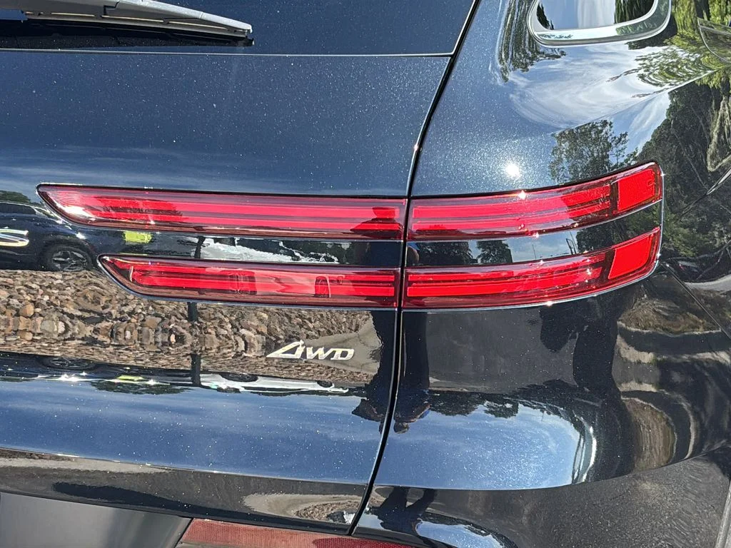 2025 GENESIS GV70 Standard - Photo 46