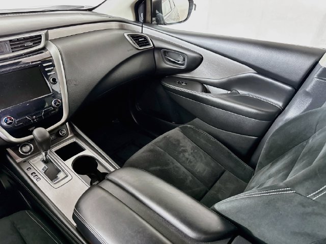 Used 2021 Black Nissan S image 21