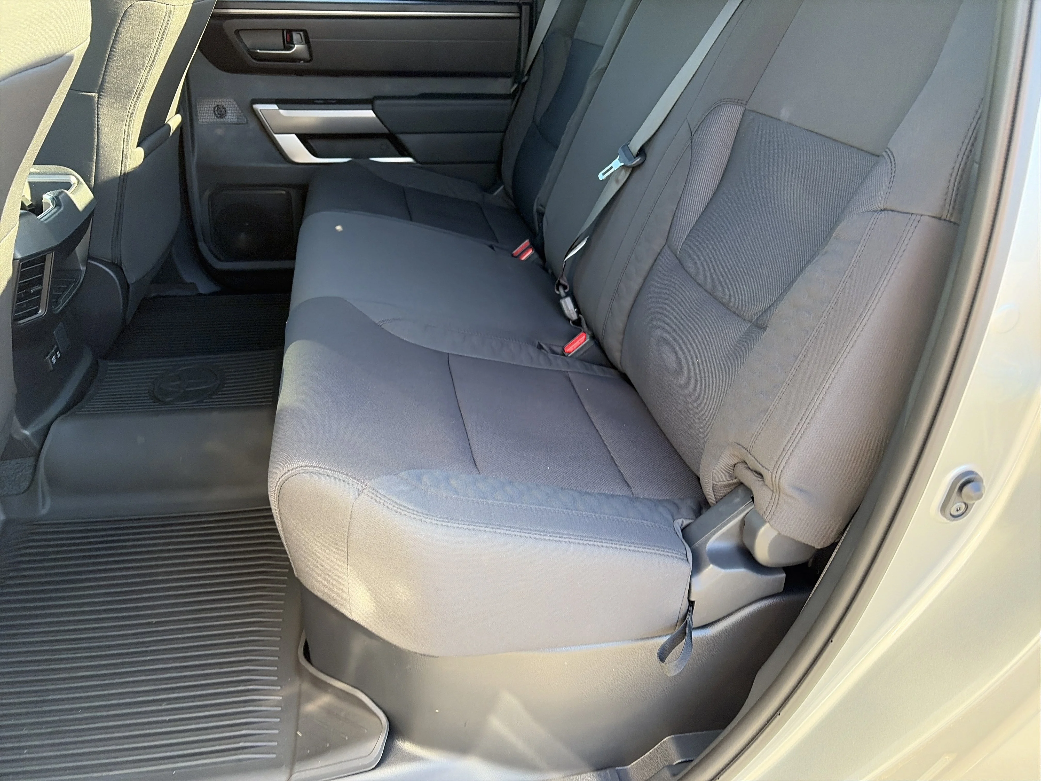 2026 Toyota Tundra SR5 - Photo 18