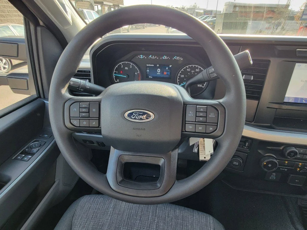 New 2023 Oxford White Ford XL image 31