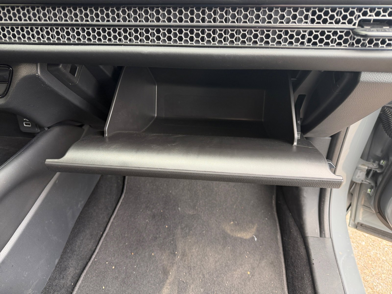 Used 2025 Urban Gray Pearl Honda Sport image 26
