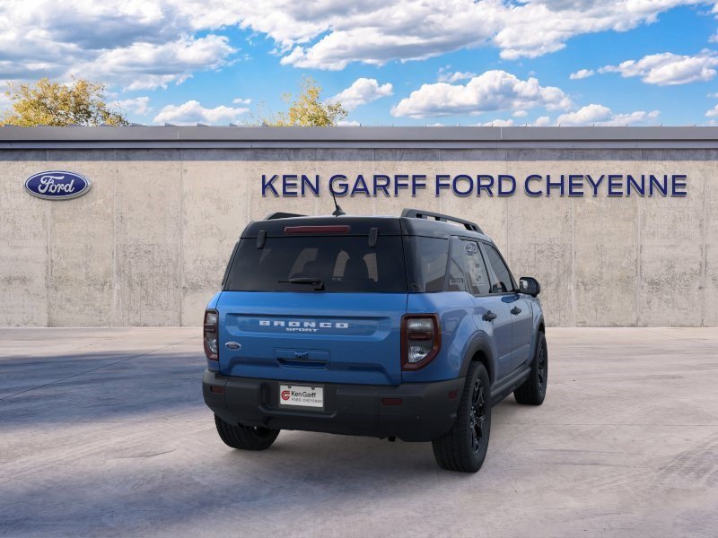 New 2026 Velocity Blue Metallic Ford Outer Banks image 21