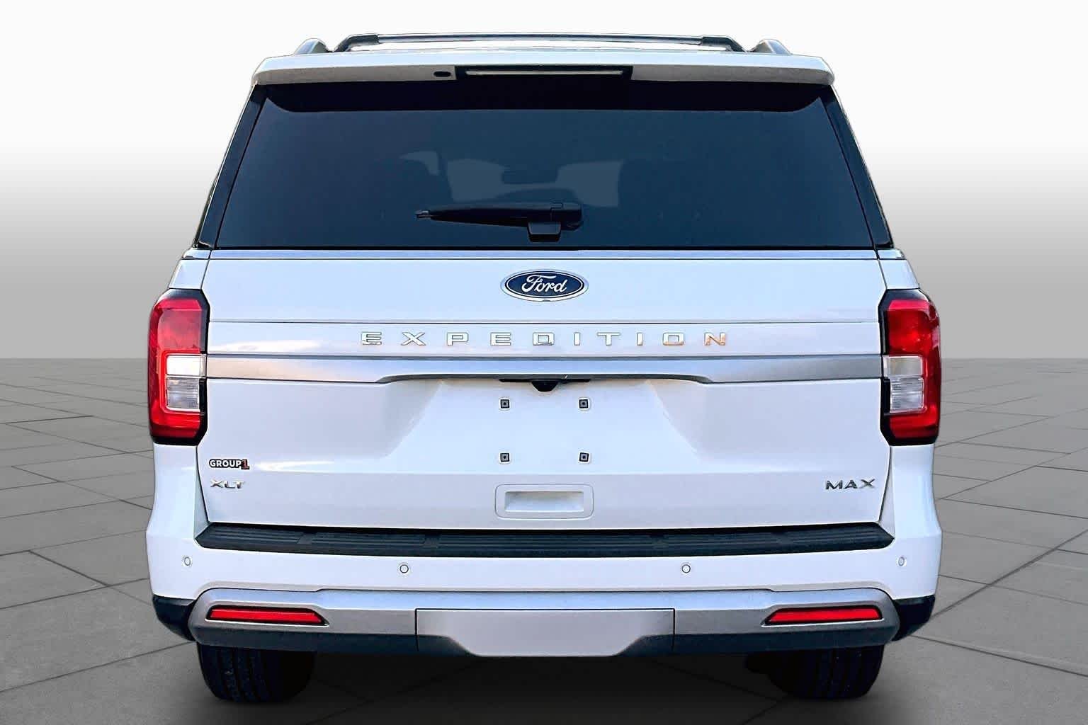 Used 2024 Star White Metallic Tri-Coat Ford XLT image 5