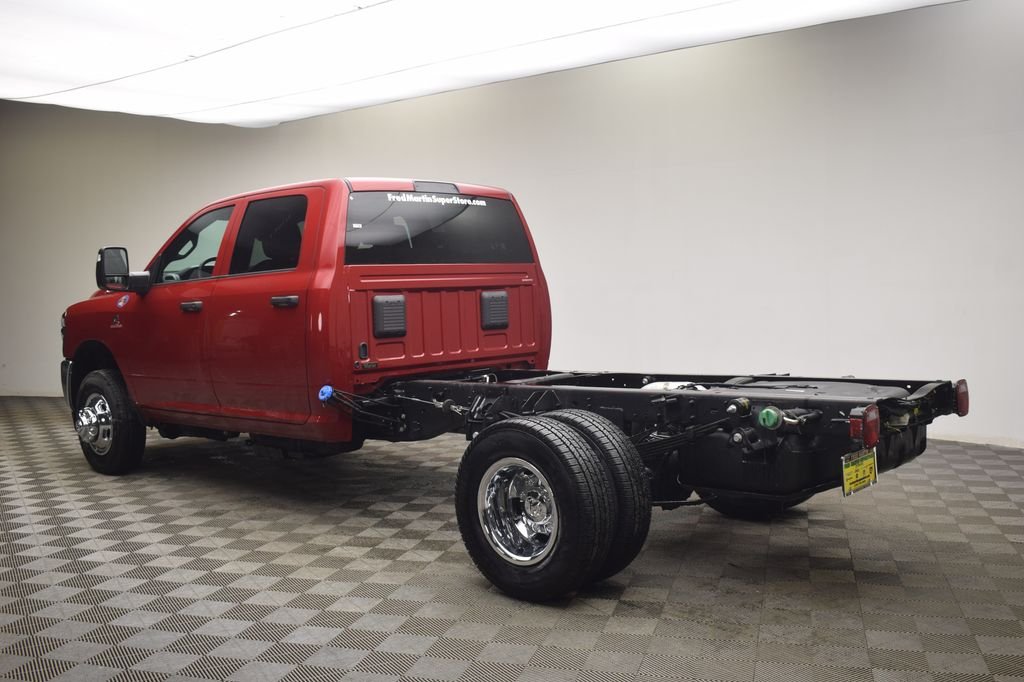 2026 RAM 3500 Chassis Tradesman - Photo 13