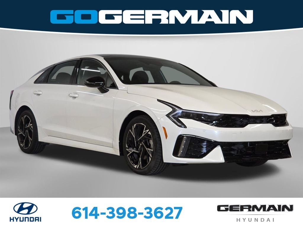Used 2025 White Kia GT-Line image 4