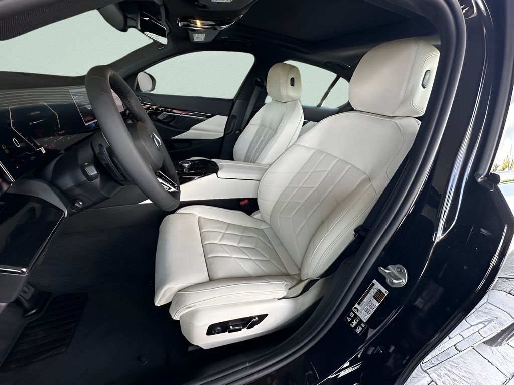 New 2027 Black Sapphire Metallic BMW 530i xDrive image 11