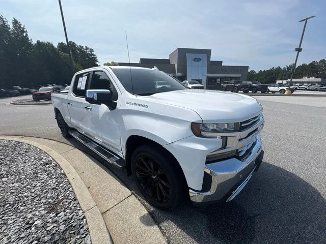 Used 2021 White Chevrolet LTZ image 2