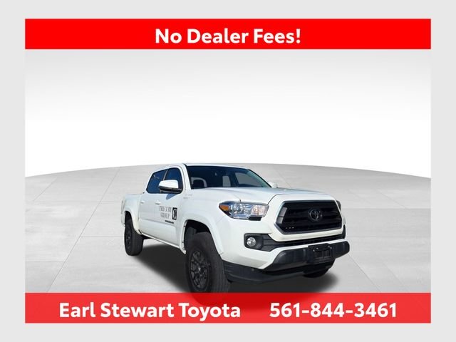 Used 2022 White Toyota SR5 image 1