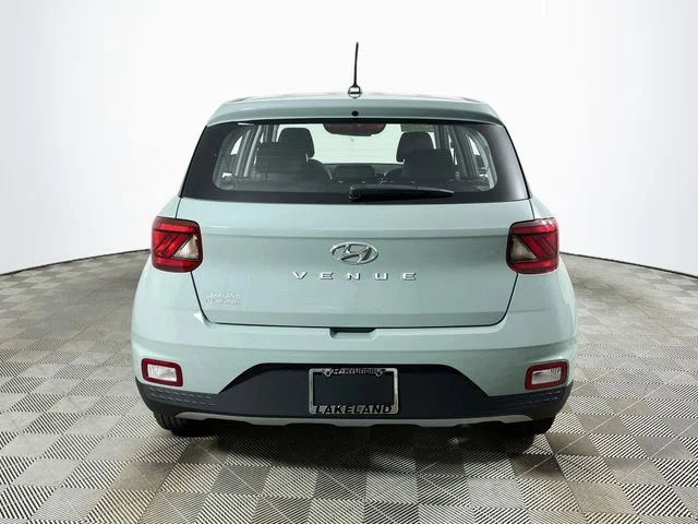 New 2026 Hyundai VENUE SE