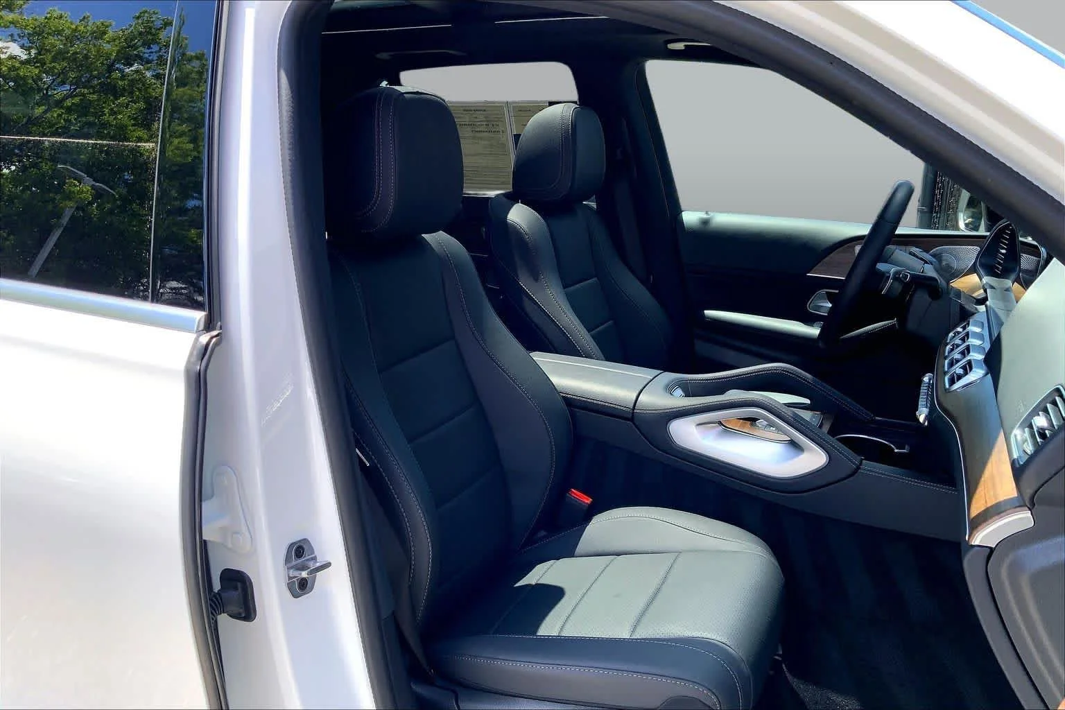 Certified Used 2026 Polar White Mercedes-Benz GLE 350 image 8