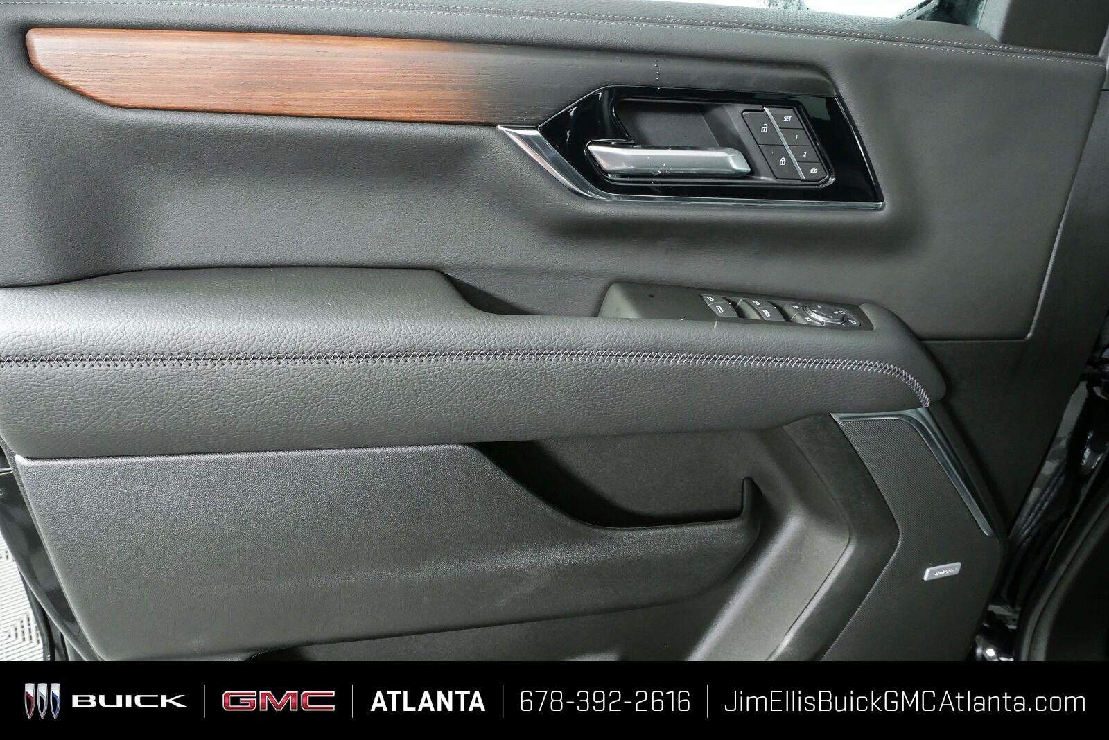 2027 GMC Yukon Denali - Photo 6