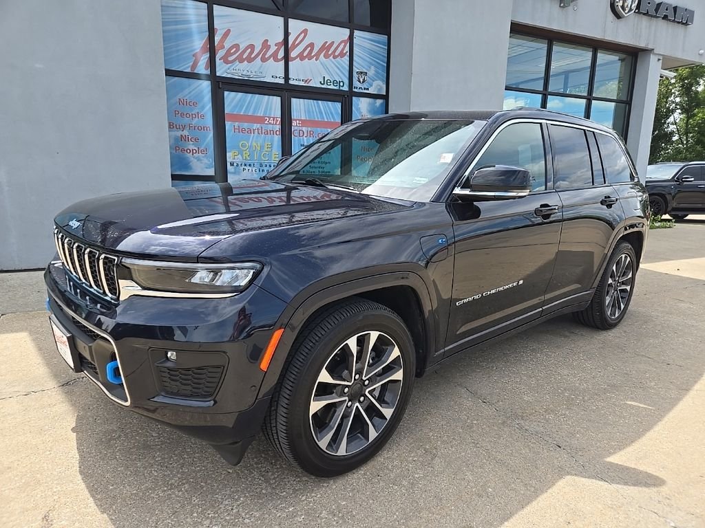 Used 2024 Jeep Grand Cherokee Overland 4xe with VIN 1C4RJYD65R8620794 for sale in Kansas City