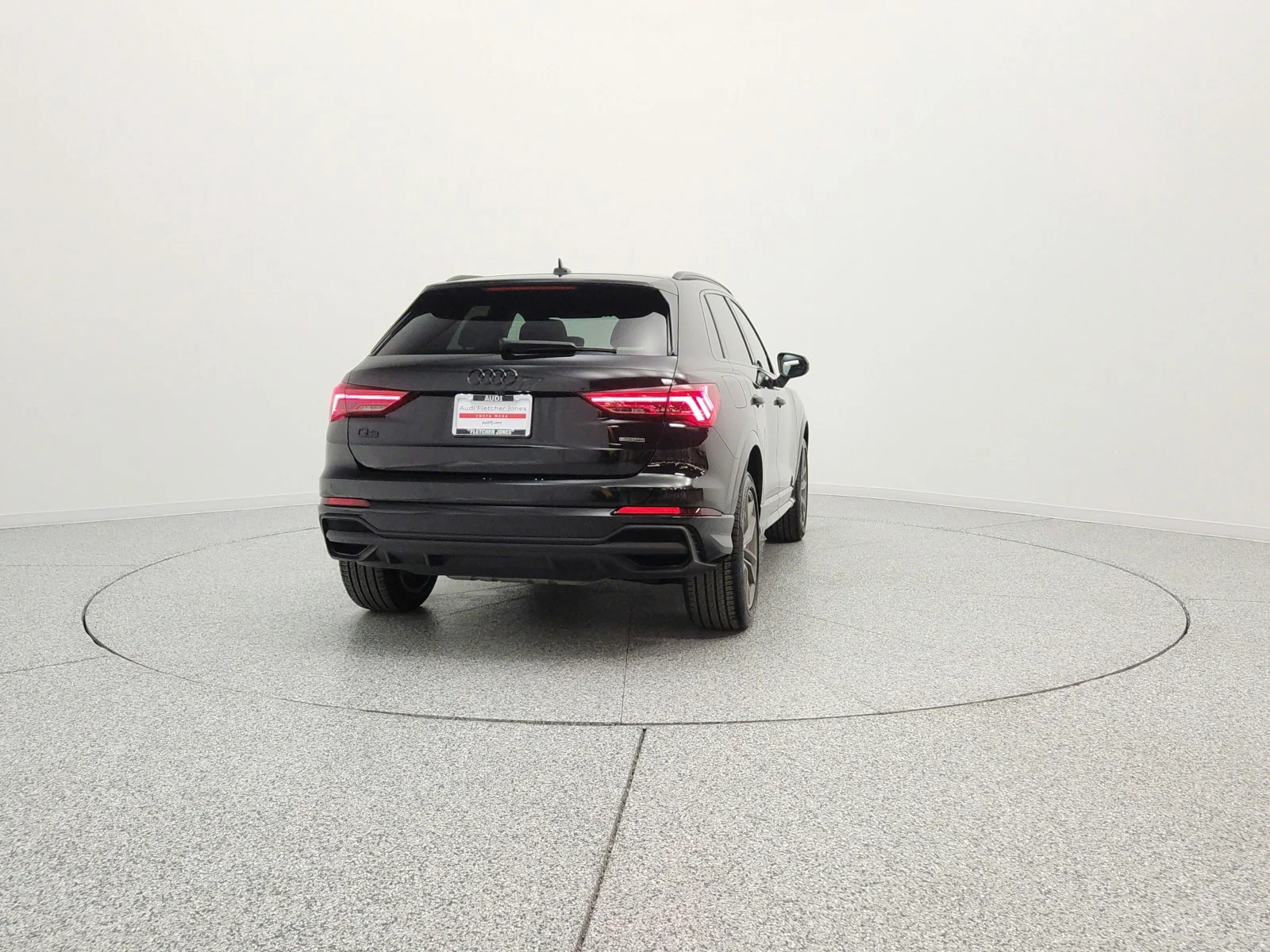 Used 2025 Mythos Black Metallic Audi S line Premium image 6