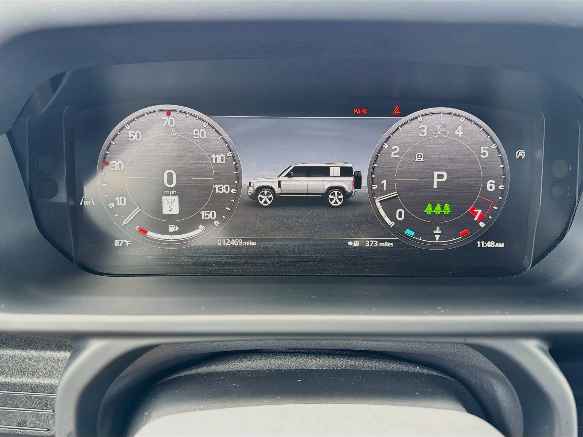 Used 2025 Carpathian Grey Premium Metallic Land Rover S image 38