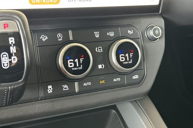 New 2026 Fuji White Land Rover S image 19