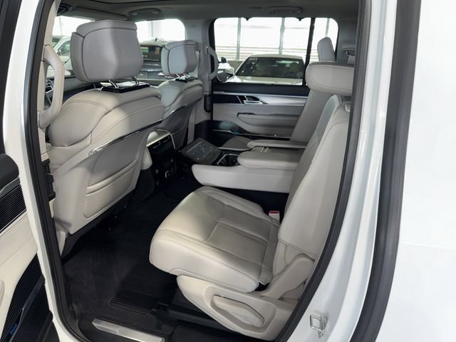 Used 2023 Bright White Clearcoat Jeep Base image 17