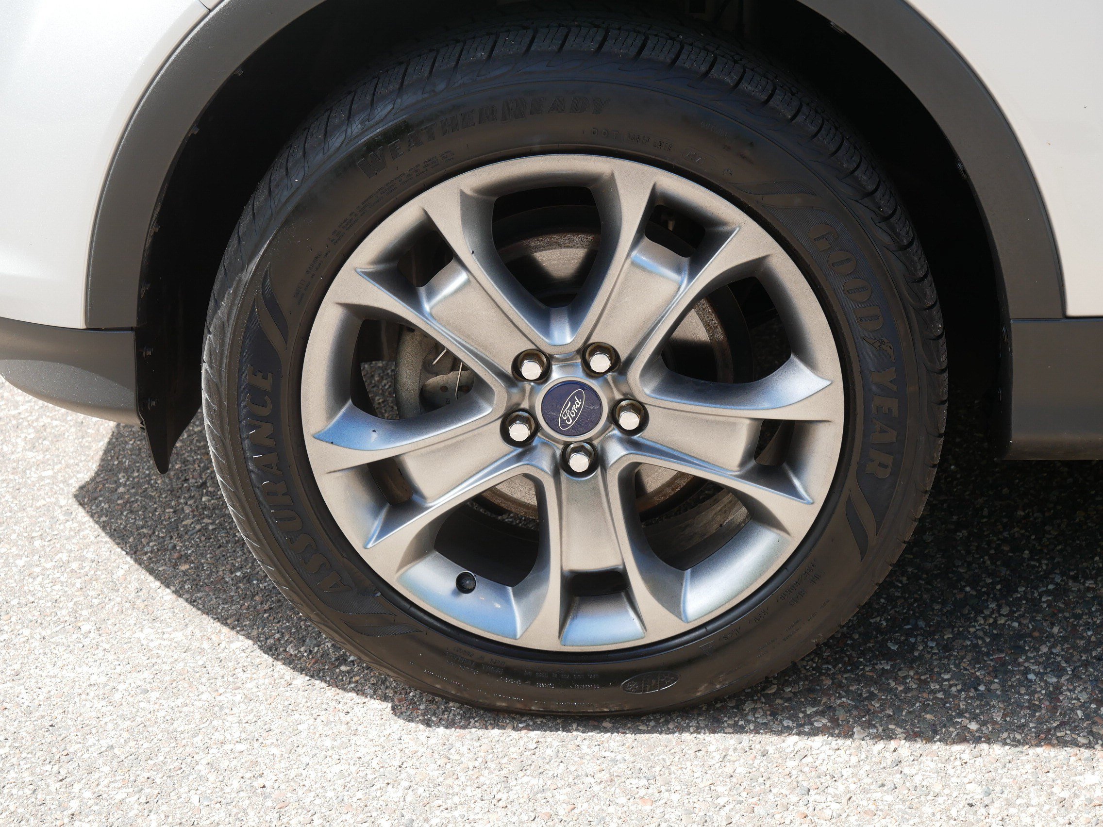 Used 2016 INGOT SILVER Ford Titanium image 15