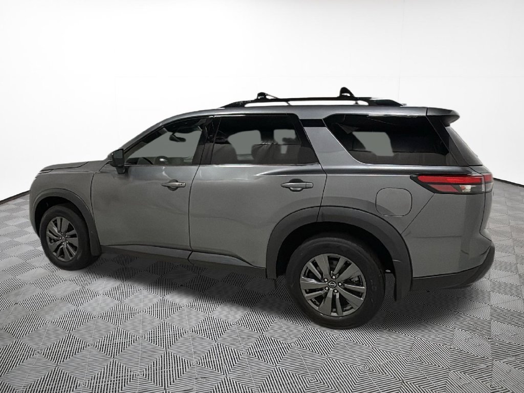 Used 2024 Gray Nissan SV image 12