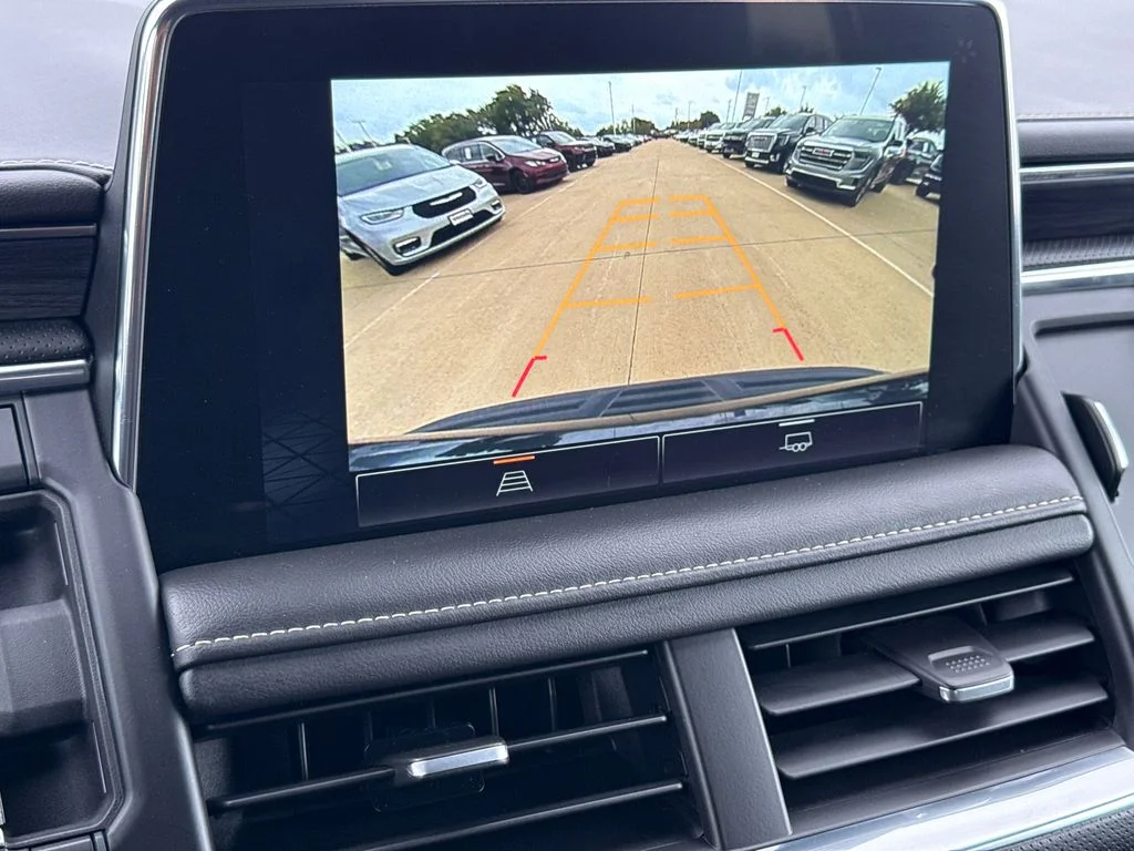 Used 2023 Silver GMC SLT image 27