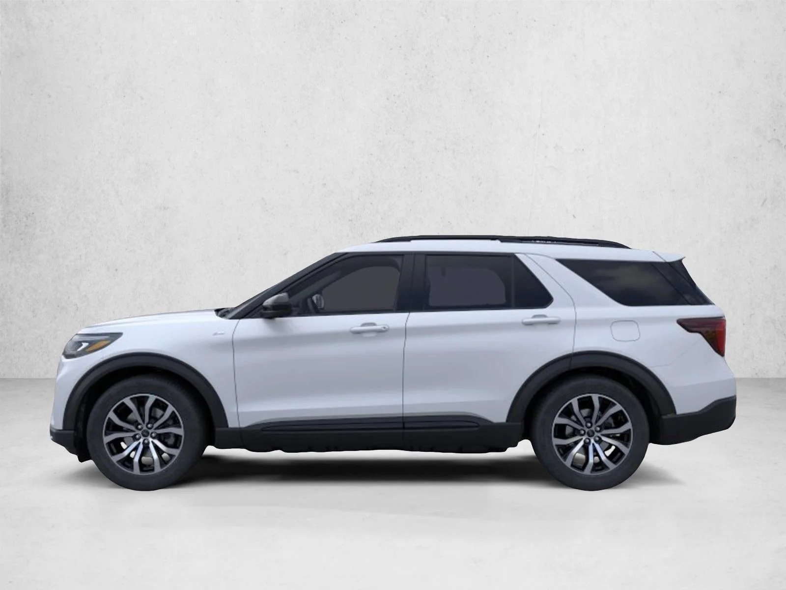 New 2026 Space White Metallic Ford ST-Line image 3