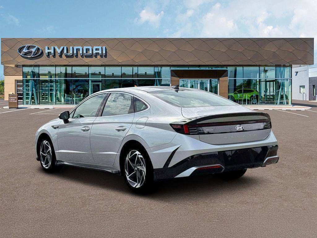 New 2026 Silver Hyundai SEL Sport image 5