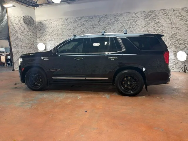 Used 2021 Onyx Black GMC Denali image 4