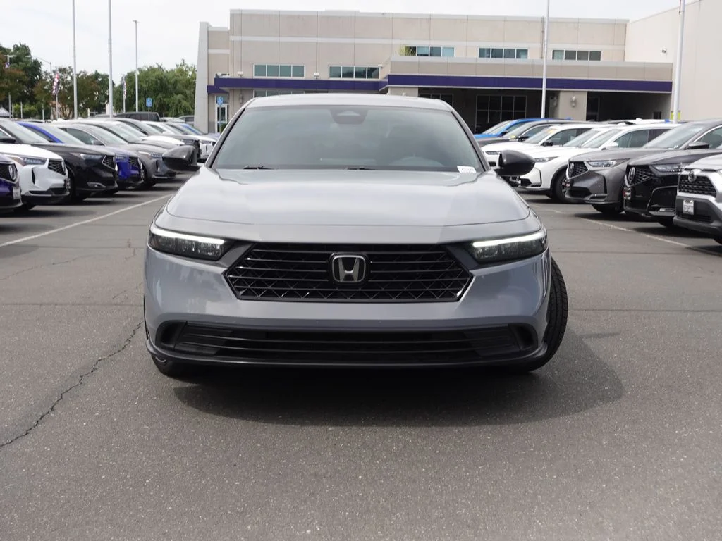 Used 2023 Urban Gray Pearl Honda Sport image 2