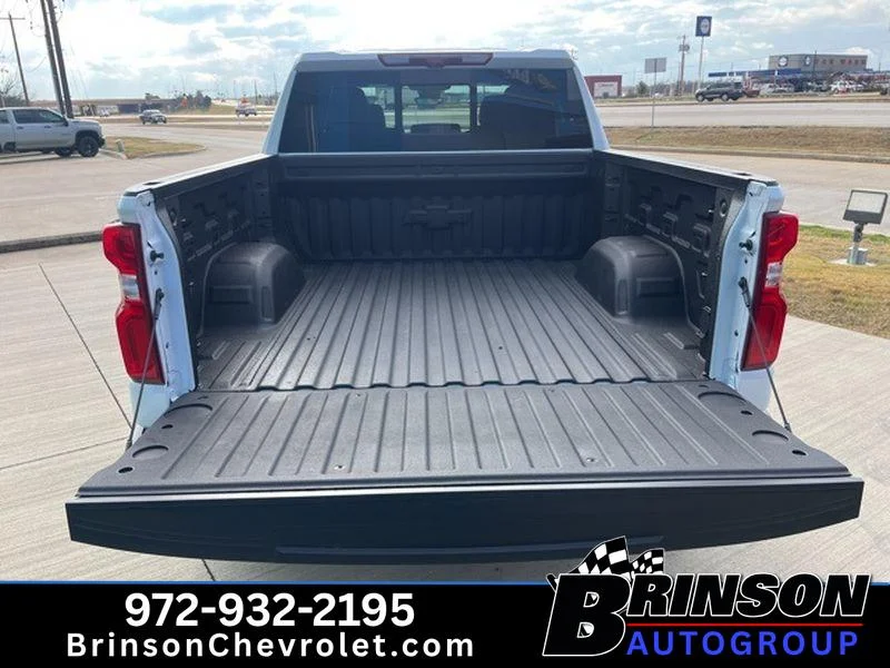 New 2026 Polar White Tricoat Chevrolet High Country image 16
