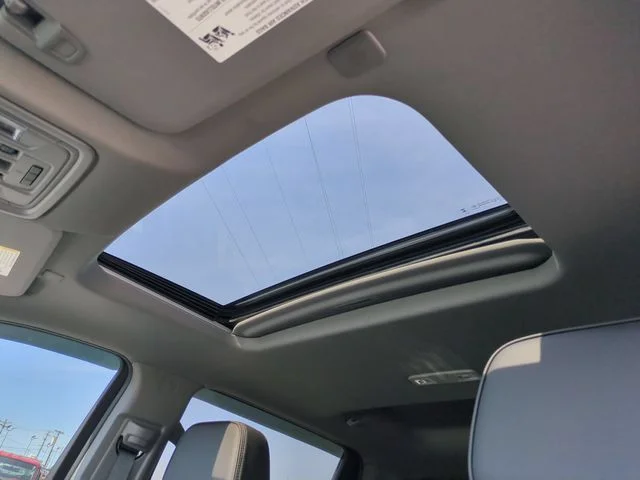 Used 2024 Blue GMC Denali image 28