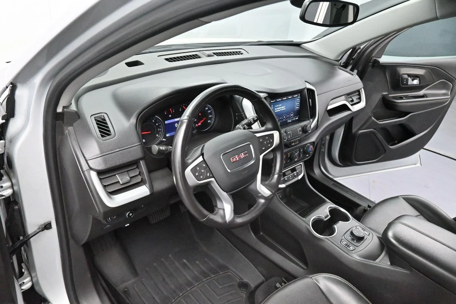 Used 2022 QUICKSILVER METALLIC GMC SLT image 14