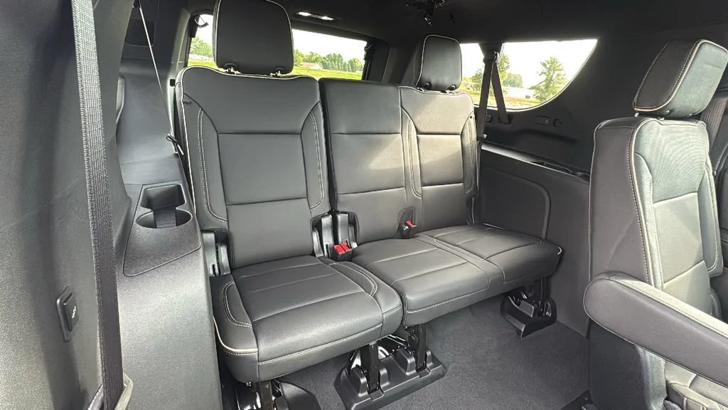 2026 Chevrolet Suburban Premier - Photo 18