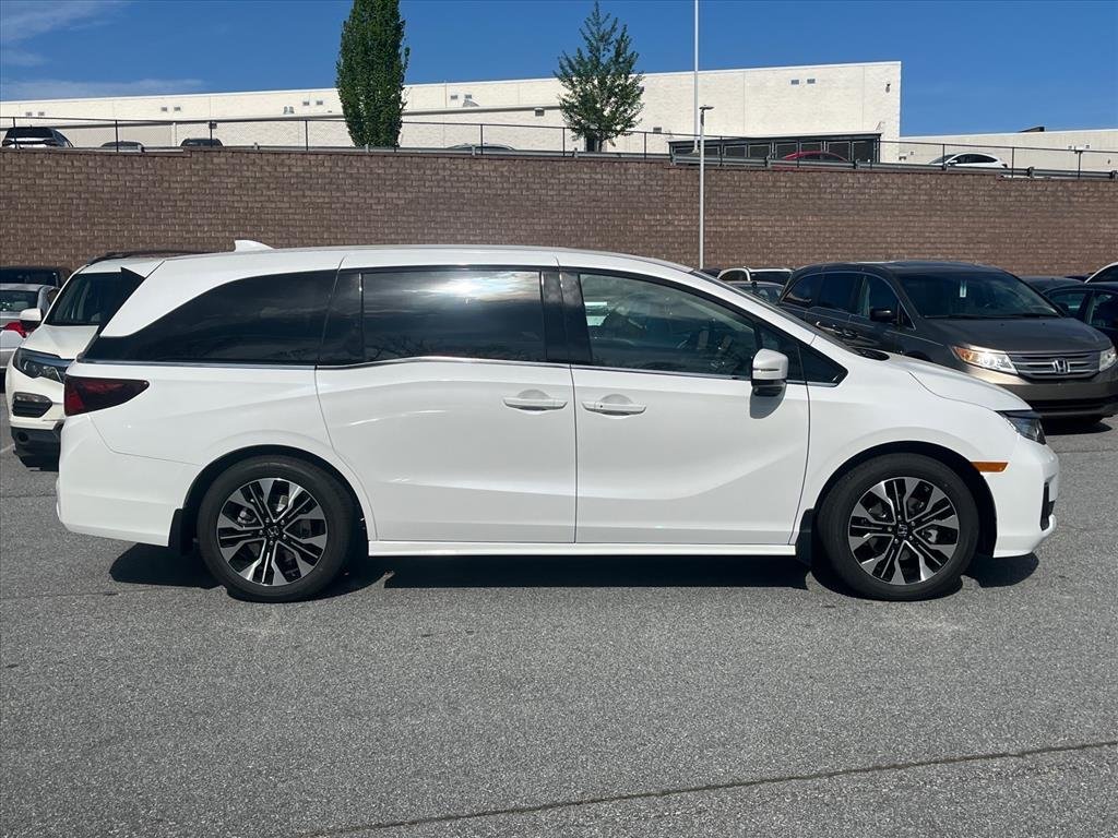 New 2026 Platinum White Pearl Honda Elite image 3