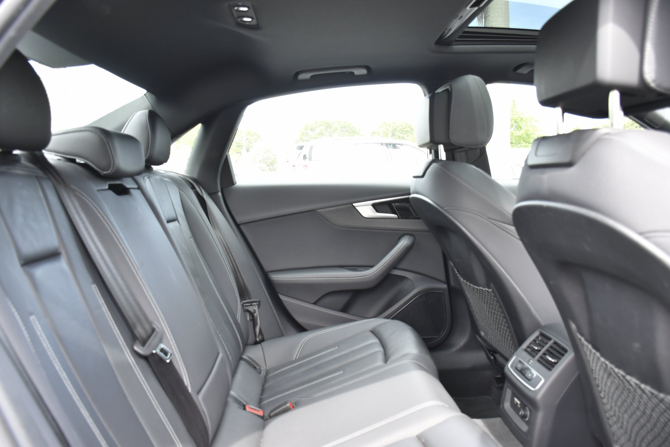 Used 2024 Florett Silver Metallic Audi S line Premium Plus image 27