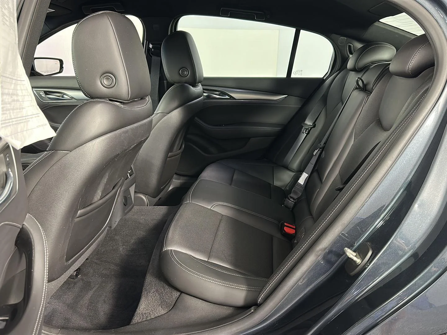 Used 2021 Shadow Metallic Cadillac Premium Luxury image 11