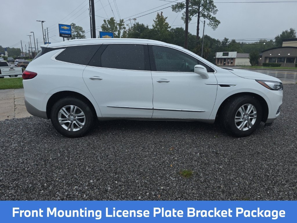 Used 2020 White Buick Essence image 4