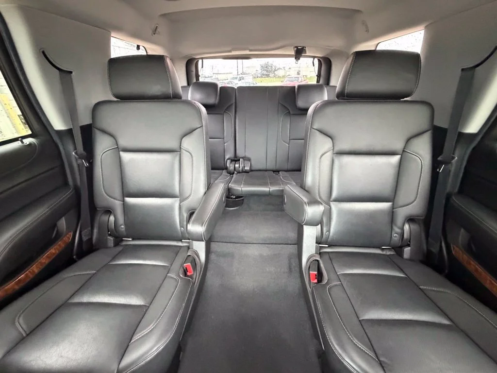 Used 2019 Silver Chevrolet Premier image 24