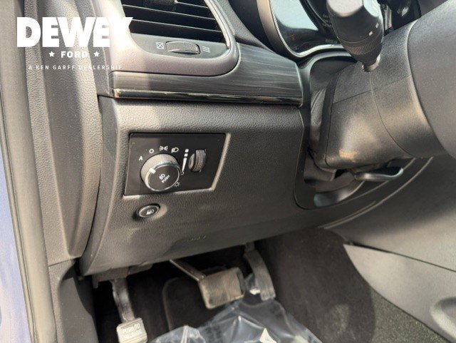 Used 2019 Pacific Blue Clearcoat Jeep Limited X image 12
