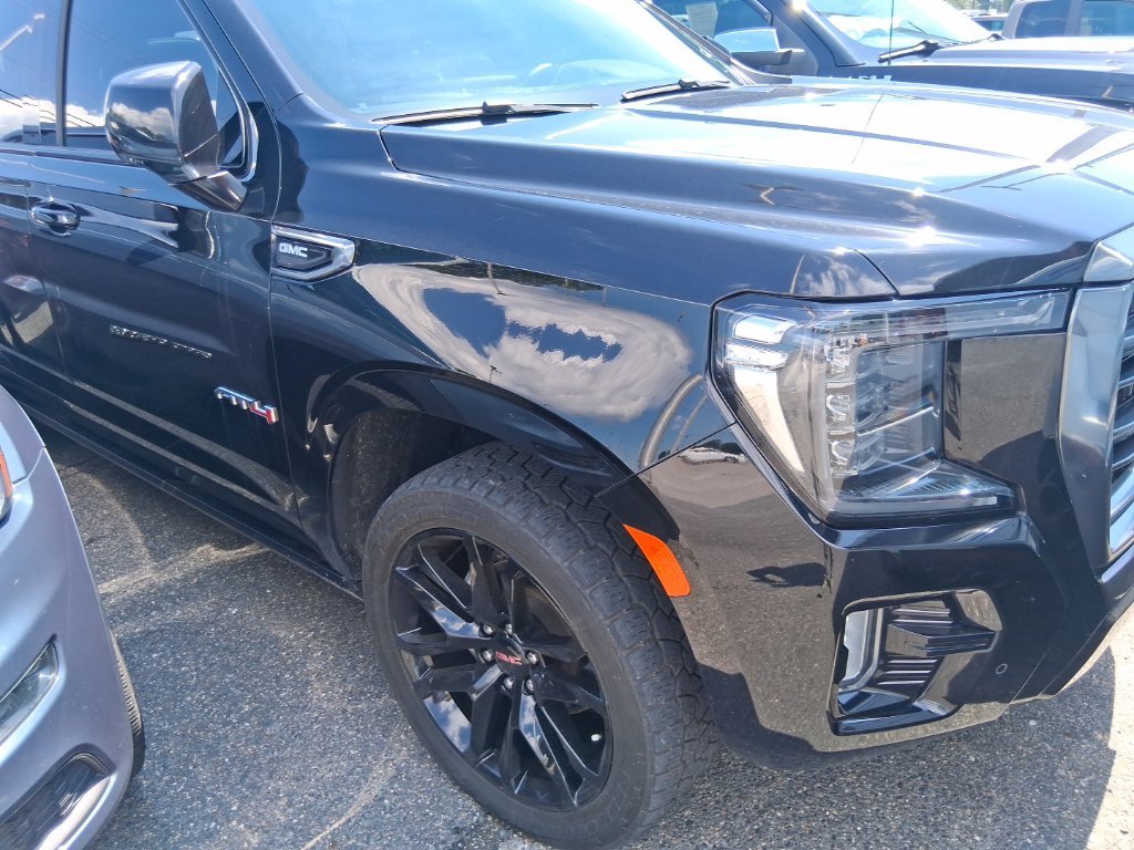 Used 2022 Black GMC AT4 image 3