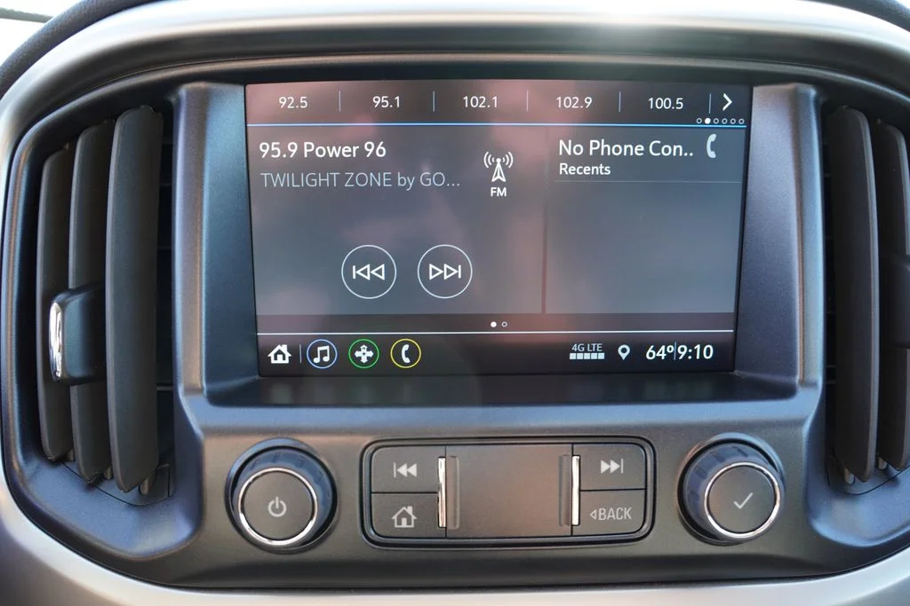 Used 2022 Blue Chevrolet LT image 25