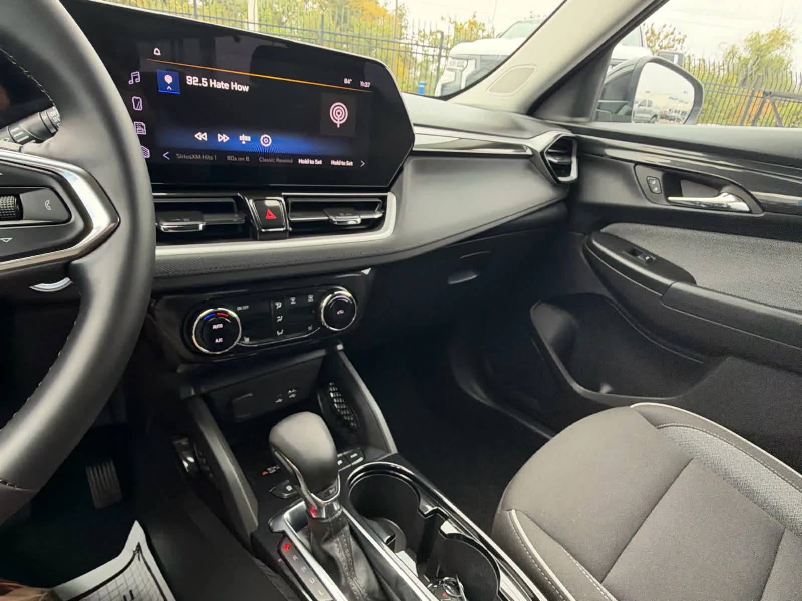 Used 2025 Mosaic Black Metallic Chevrolet LT image 10