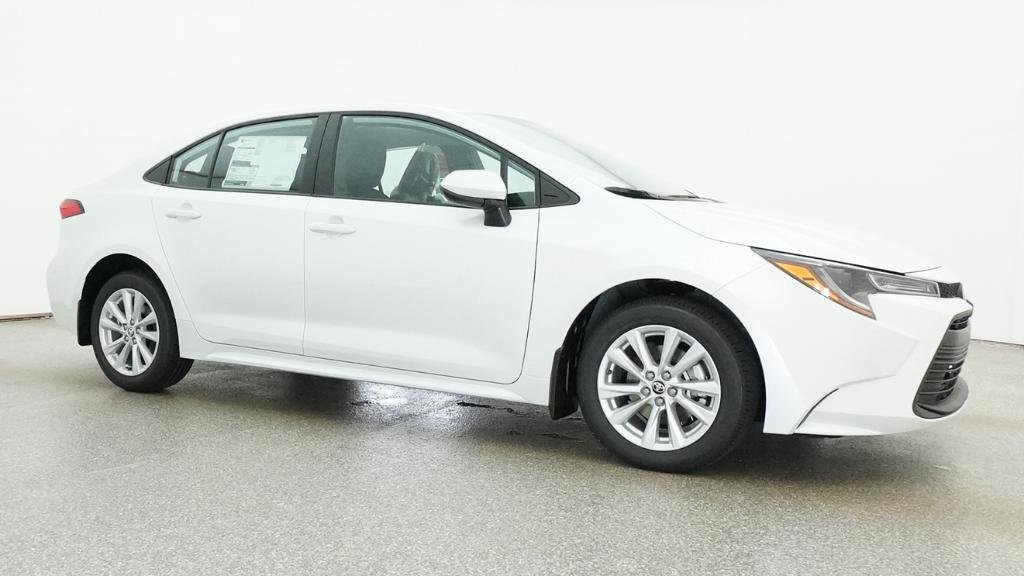 New 2026 Wind Chill Pearl Toyota LE image 21
