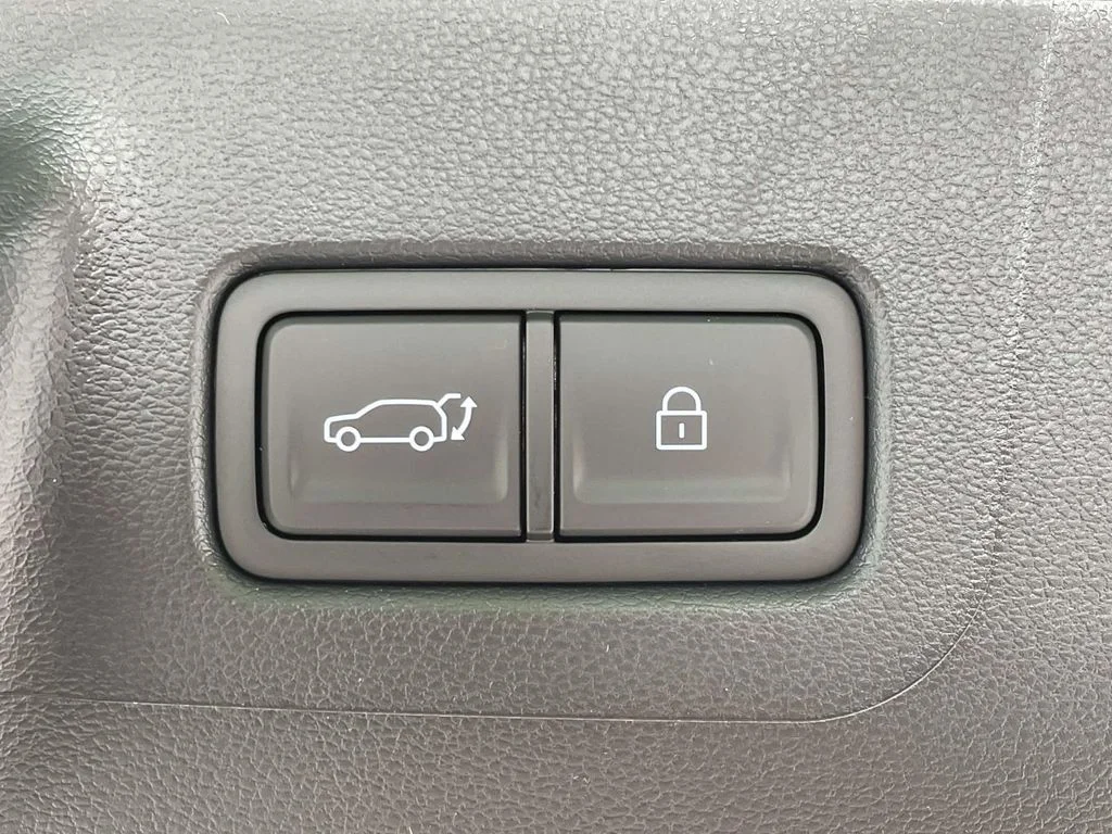 New 2026 Gray Hyundai SEL image 9