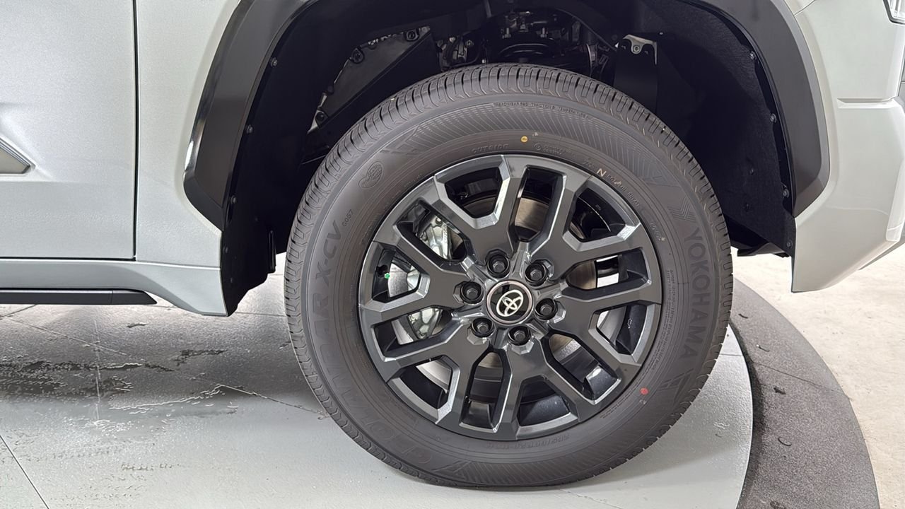 New 2026 Celestial Silver Metallic Toyota  Platinum image 21