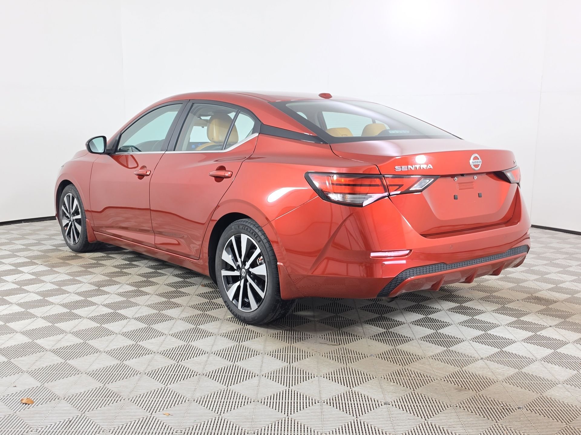 Used 2022 Red Nissan SV image 5