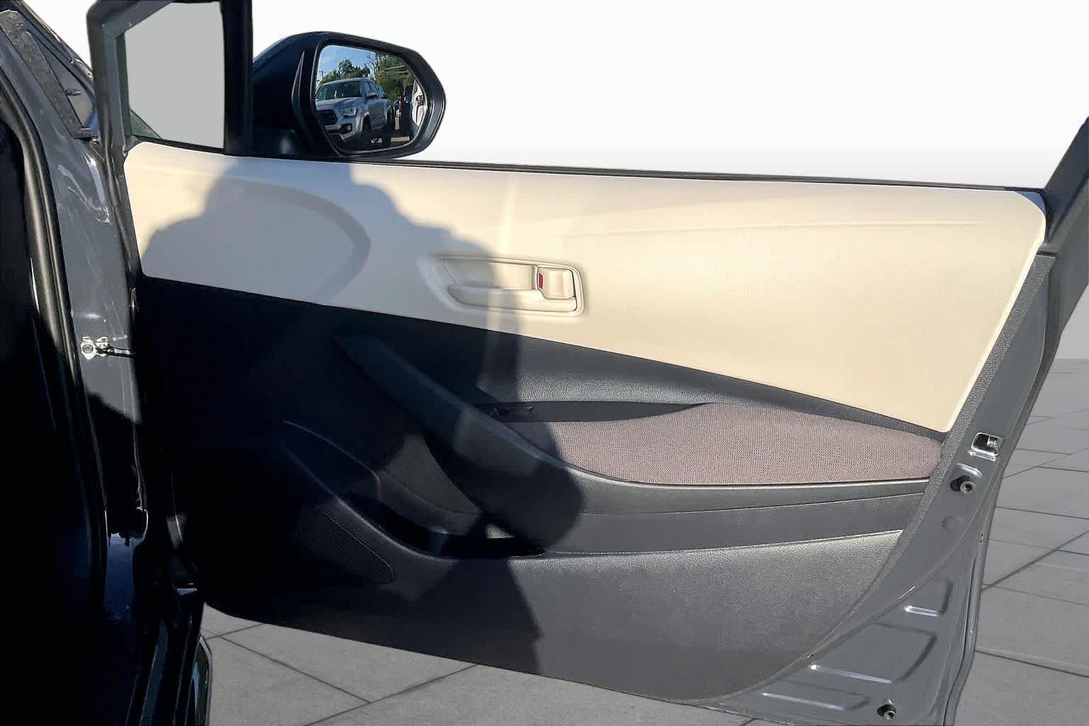Used 2026 Underground Toyota LE image 22